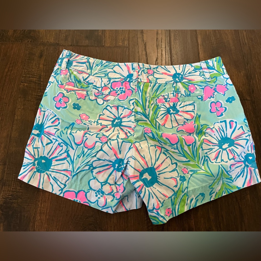 Lilly Pulitzer Shorts - Picture 2 of 4